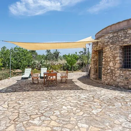Trullo Gioia - Apulia